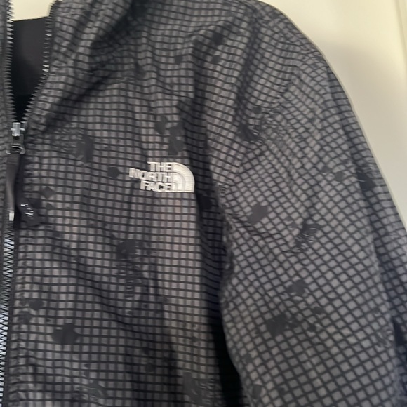 The North Face Black Gray Hooded Lightweight Jacket Size Large - Picture 2 of 6